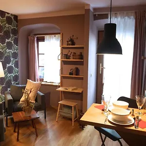Maris Studio-apartment Apartamento Viena