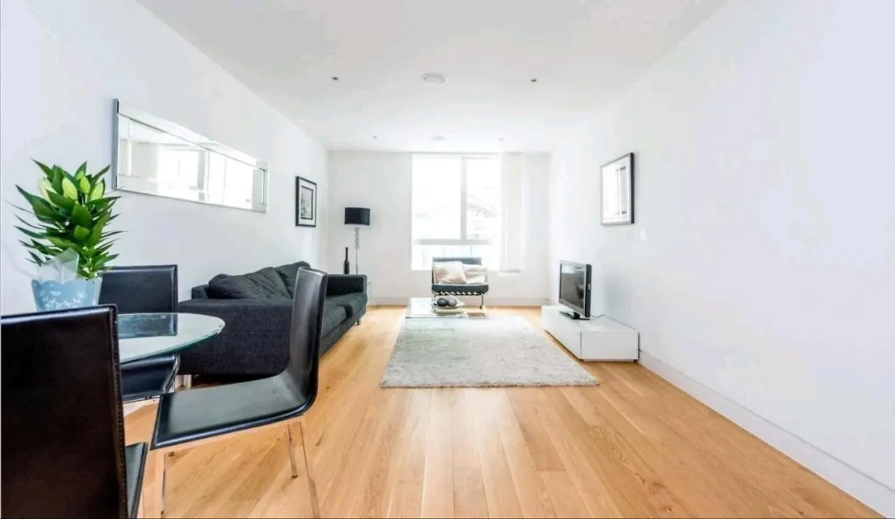 Luxury Holiday Let @ London City 0*,  Reino Unido